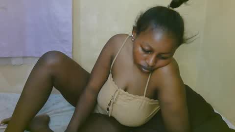 Snapshot of sexy_latasha chatting on 12/02/25, 08:41 sexy_latasha online show from 12/02/25, 08:41