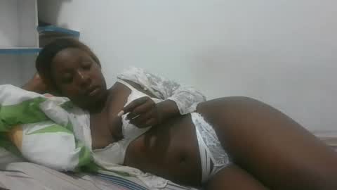 Snapshot of sexy_letisha chatting on 11/08/25, 08:40 sexy_letisha online show from 11/08/25, 08:40