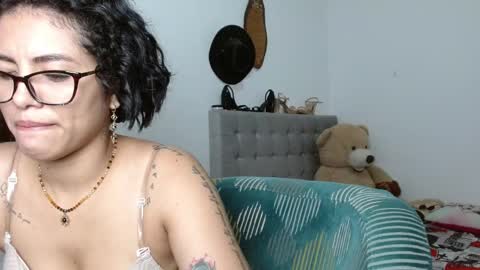 Snapshot of sexy_lia_latina chatting on 04/22/26, 01:52 Celeste online show from 04/22/26, 01:52