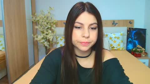 Snapshot of sexy_lily20 chatting on 07/05/26, 04:07 Lily online show from 07/05/26, 04:07