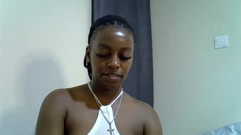 Snapshot of sexy_linda022 chatting on 07/16/26, 06:25 Linda online show from 07/16/26, 06:25