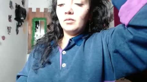 sexy lolas online show from 01/03/25, 03:27