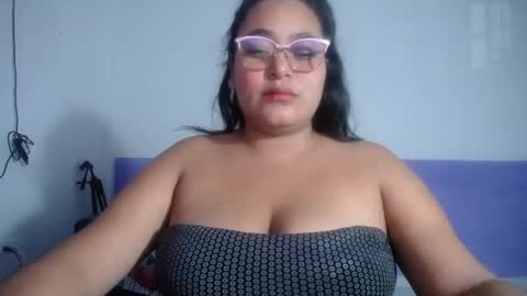 SIRENA LOVE online show from 06/01/26, 04:58