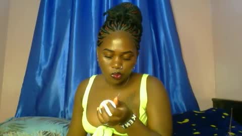 Snapshot of sexy_lunar chatting on 03/11/26, 06:25 lunar online show from 03/11/26, 06:25