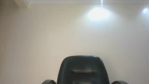 Snapshot of sexy_lyna chatting on 05/06/26, 12:32 sexy_lyna online show from 05/06/26, 12:32