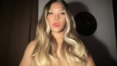 Nicole online show from 06/15/26, 06:32