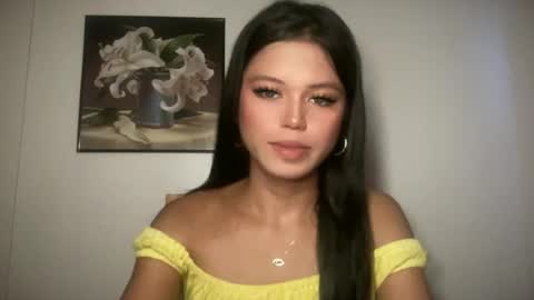 Nicole online show from 06/19/26, 07:34