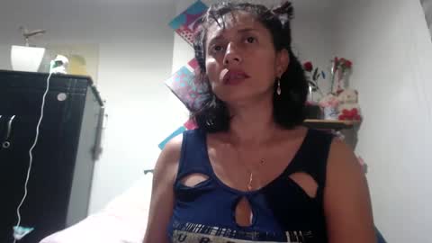 Mary online show from 10/10/25, 11:48