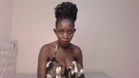 maya online show from 11/25/25, 05:35