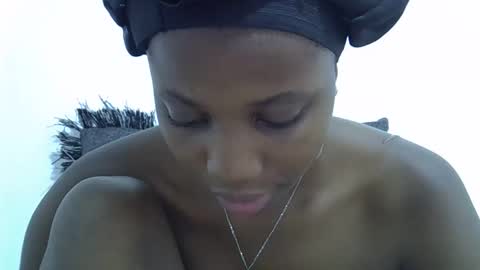 sexy_mayah64 online show from 04/27/26, 10:57