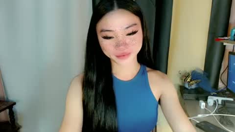 mika online show from 02/04/25, 11:05