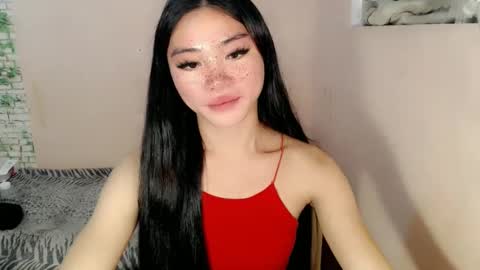 mika online show from 02/06/25, 04:42