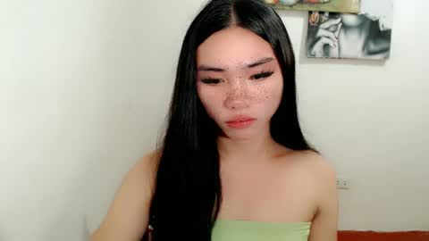 mika online show from 02/09/25, 09:06