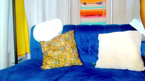 minah online show from 11/26/25, 08:43