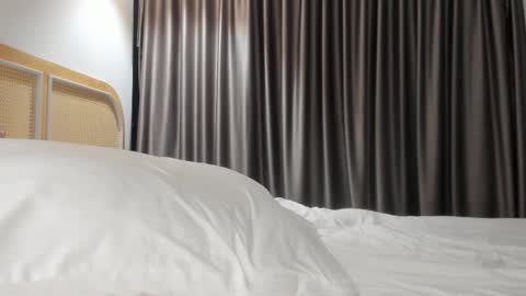 Ellie Mia online show from 09/28/25, 05:51