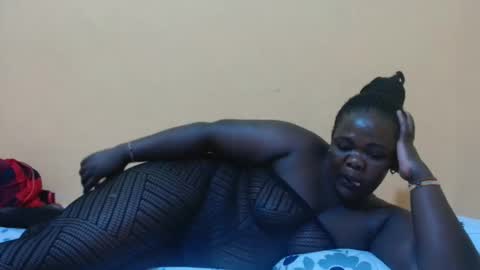 sexy_mummy25 online show from 12/18/25, 12:49