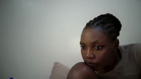 sexy_muna2 online show from 02/16/26, 09:00