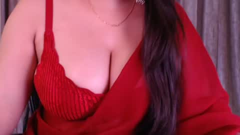 Snapshot of sexy_myra18 chatting on 06/02/26, 03:19 myra online show from 06/02/26, 03:19