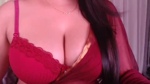 Snapshot of sexy_myra18 chatting on 07/02/26, 05:13 myra online show from 07/02/26, 05:13