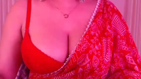 Snapshot of sexy_myra18 chatting on 07/27/26, 03:46 myra online show from 07/27/26, 03:46