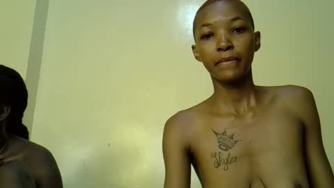 Snapshot of sexy_narohah chatting on 12/17/25, 04:51 Narohah online show from 12/17/25, 04:51