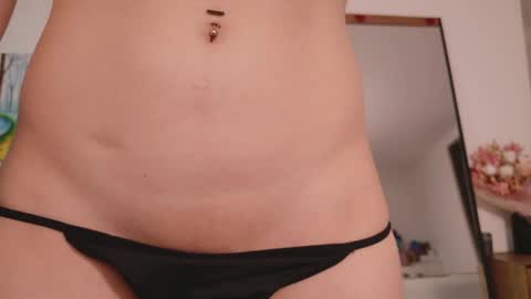 Snapshot of sexy_natty chatting on 04/21/26, 02:04 sexy nattaly online show from 04/21/26, 02:04