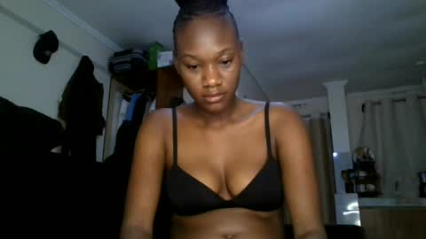 Snapshot of sexy_nyla chatting on 07/27/26, 11:34 Nyla online show from 07/27/26, 11:34