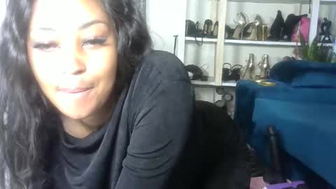 sexy pigeon online show from 05/27/26, 11:29