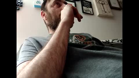 Snapshot of sexy_richy chatting on 03/06/25, 02:09 RICHY online show from 03/06/25, 02:09