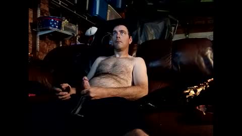 Snapshot of sexy_richy chatting on 09/16/25, 02:23 RICHY online show from 09/16/25, 02:23