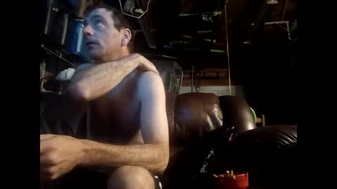 Snapshot of sexy_richy chatting on 09/24/25, 09:01 RICHY online show from 09/24/25, 09:01