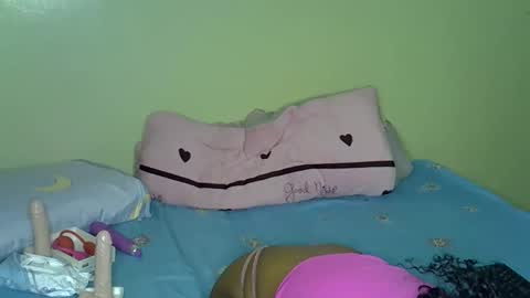 Snapshot of sexy_shan09 chatting on 11/17/25, 02:50 sexy_shan09 online show from 11/17/25, 02:50