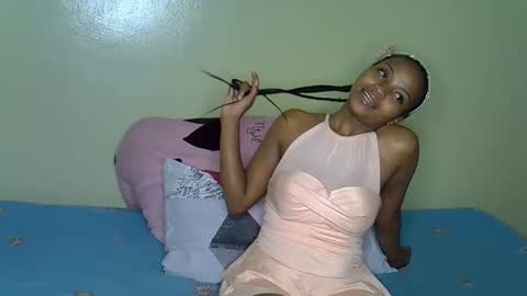 Snapshot of sexy_shan09 chatting on 12/22/25, 12:51 sexy_shan09 online show from 12/22/25, 12:51