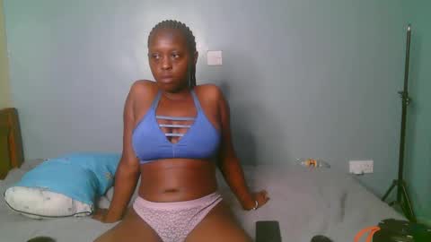 sexy_shava online show from 12/04/25, 01:04