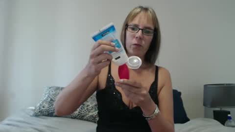 Nastassia... but you can call me Stassi for short. online show from 11/29/25, 09:12