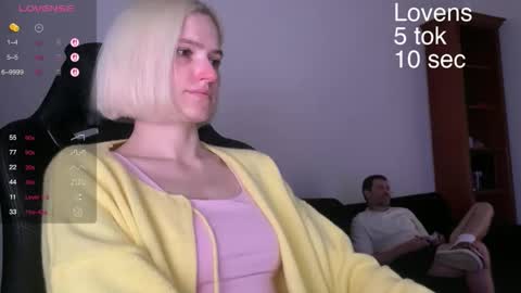 Snapshot of sexy_sweets chatting on 09/16/25, 06:36 Sexy-Sweets online show from 09/16/25, 06:36