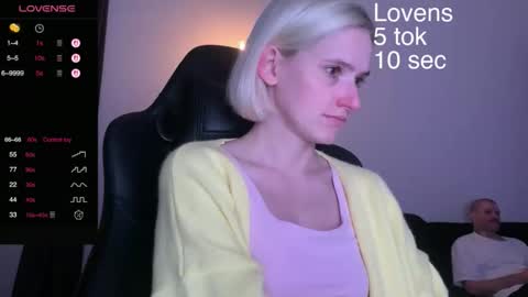 Snapshot of sexy_sweets chatting on 09/25/25, 05:16 Sexy-Sweets online show from 09/25/25, 05:16