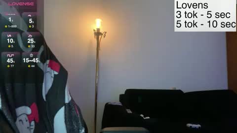 Snapshot of sexy_sweets chatting on 11/23/25, 08:08 Sexy-Sweets online show from 11/23/25, 08:08