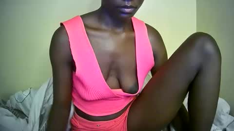 Snapshot of sexy_tania1 chatting on 02/02/26, 08:57 sexy_tania1 online show from 02/02/26, 08:57