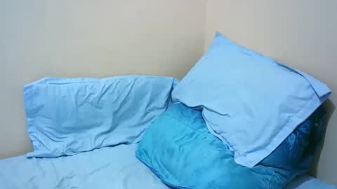 Snapshot of sexy_tiffah33 chatting on 09/19/25, 10:43 Tiffah online show from 09/19/25, 10:43