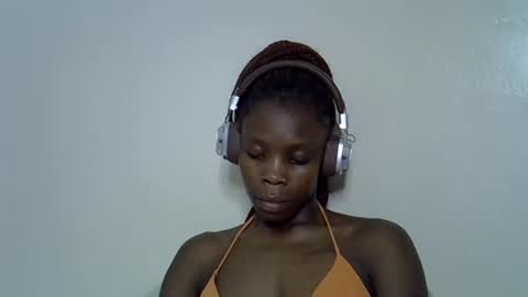 Snapshot of sexy_vennice chatting on 08/01/26, 10:19 sexy_vennice online show from 08/01/26, 10:19