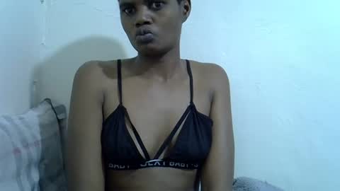 Snapshot of sexy_vero01 chatting on 07/01/26, 12:56 sexy_vero01 online show from 07/01/26, 12:56