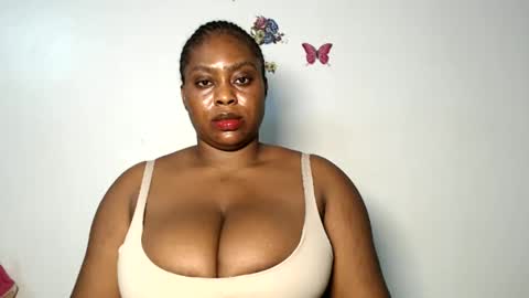 Luna online show from 02/09/26, 04:55