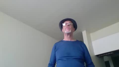 Daddy online show from 03/05/25, 10:43