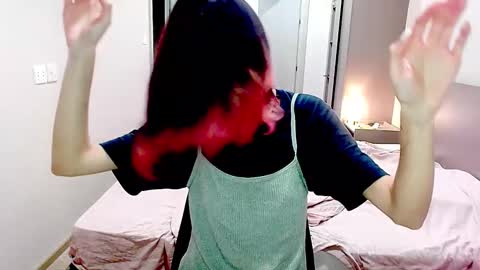 Mandy Green online show from 12/17/24, 10:22