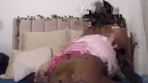 Snapshot of sexyangiexx chatting on 03/10/25, 03:01 Angie online show from 03/10/25, 03:01