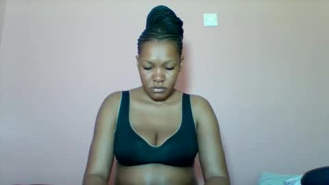 sexyapple2002 online show from 09/23/25, 07:11