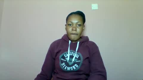 sexyapple2002 online show from 09/28/25, 05:18