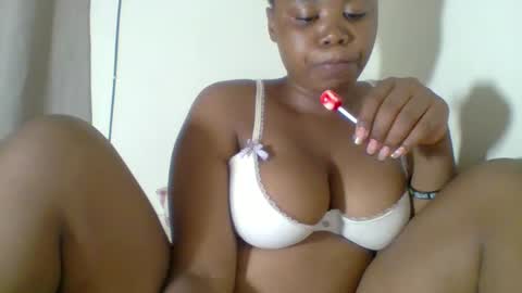 Snapshot of sexyapple2023 chatting on 01/28/25, 09:19 ashley online show from 01/28/25, 09:19