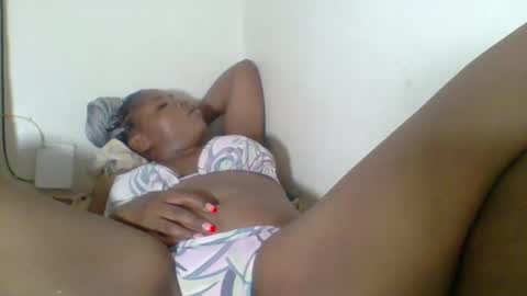 Snapshot of sexyapple2023 chatting on 02/18/25, 01:54 ashley online show from 02/18/25, 01:54